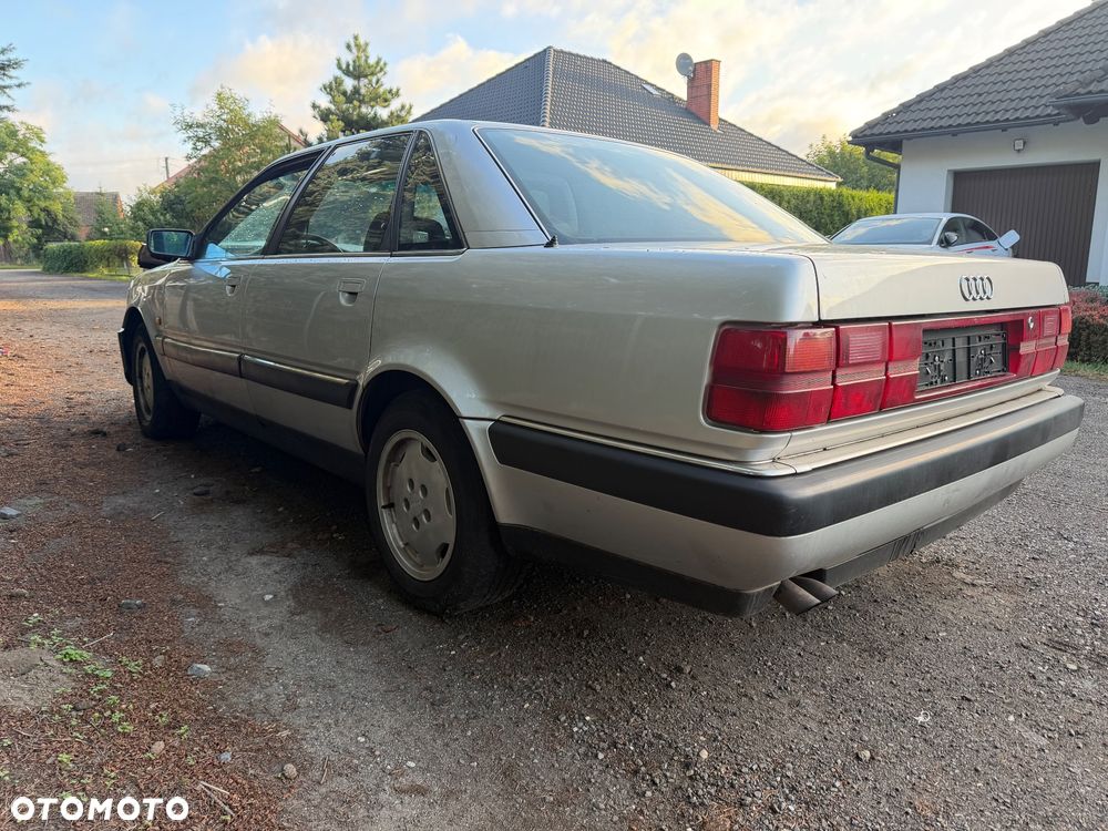 Audi V8 - 2