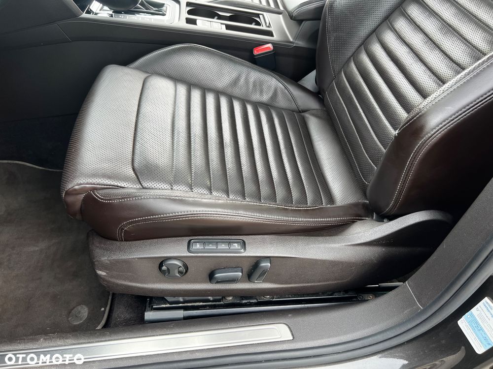 Volkswagen Passat 2.0 TSI BMT Comfortline DSG - 13