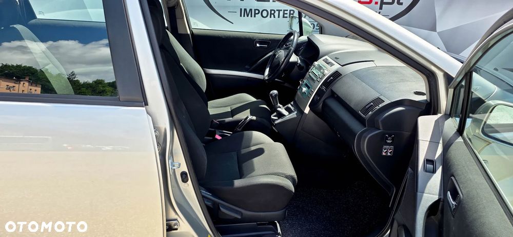 Toyota Corolla Verso 1.8 Luna - 19