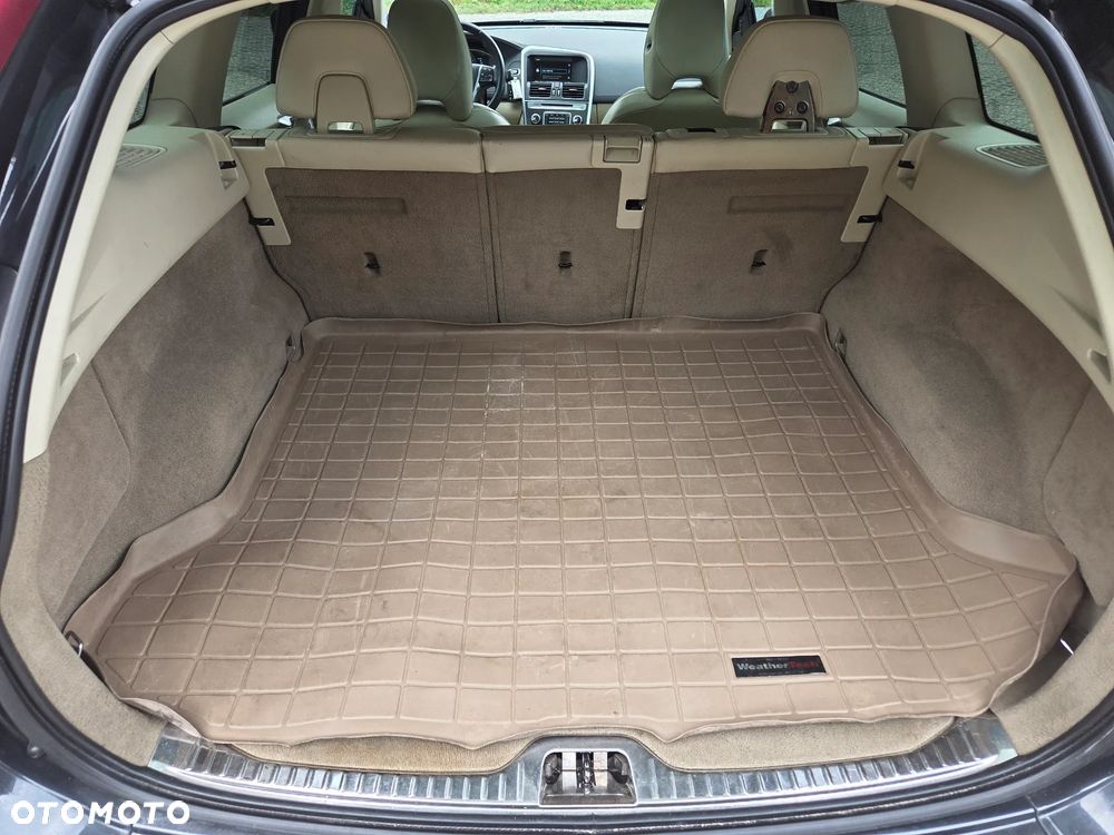 Volvo XC 60 - 18