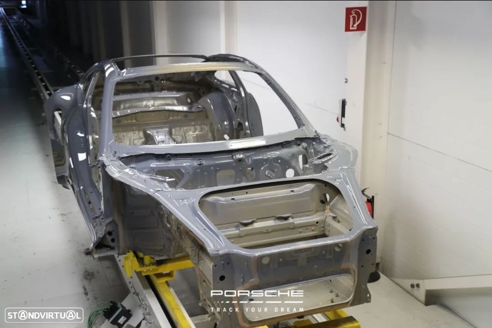 Porsche 911 (992) GT3 RS - 3