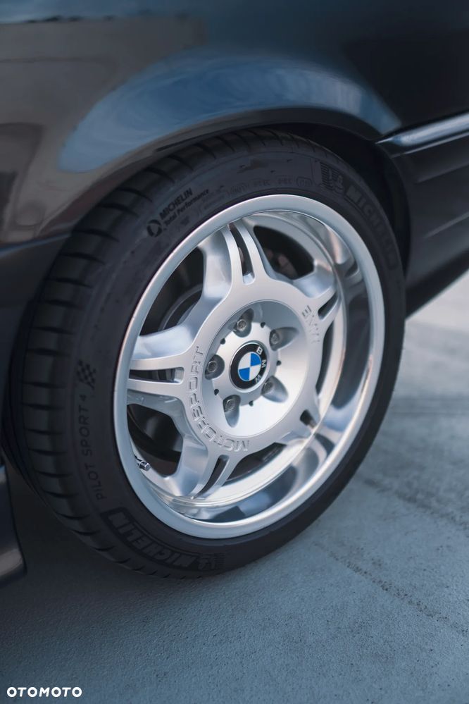 BMW M3 Standard - 22