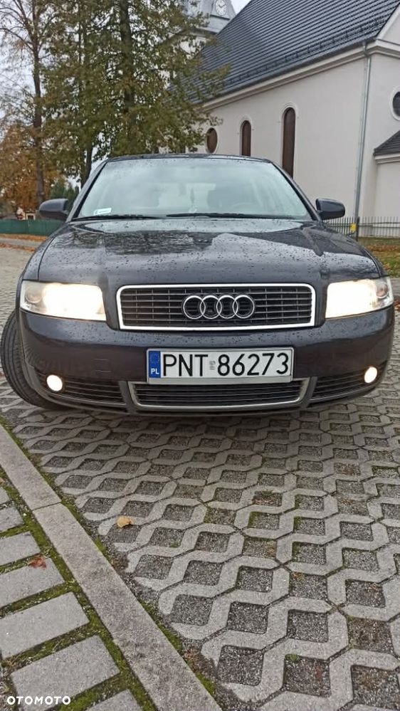 Audi A4 Limousine - 2