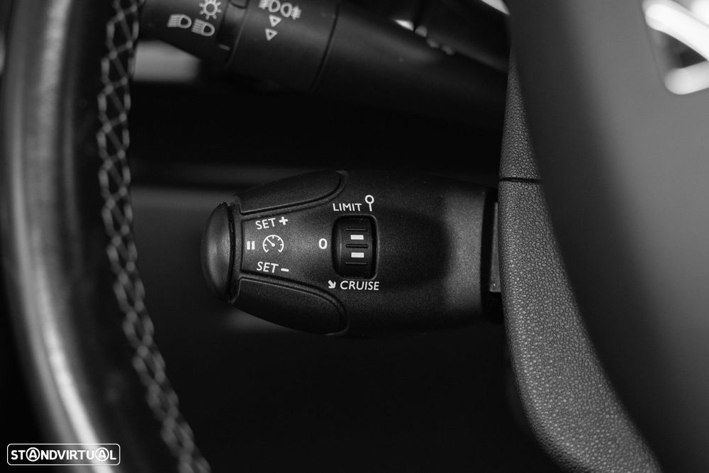 DS DS3 1.2 PureTech Sport Chic - 23