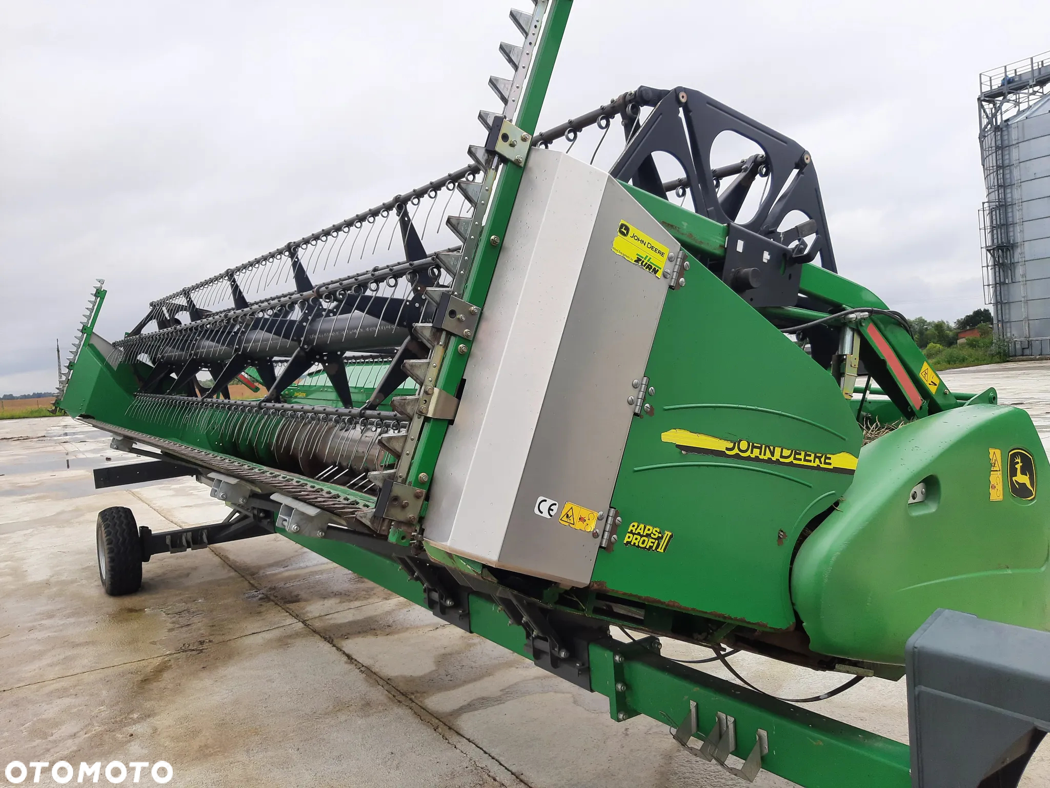 John Deere T670 - 6
