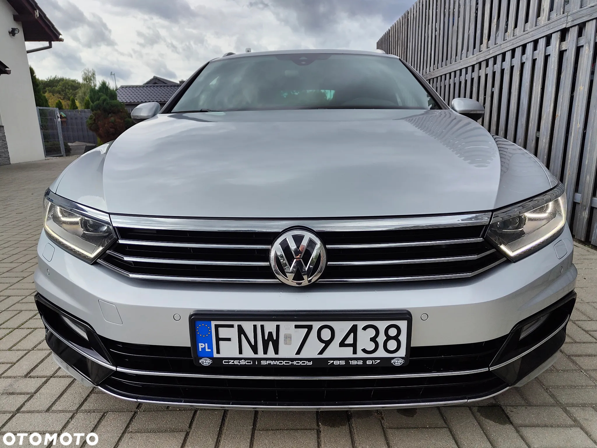 Volkswagen Passat 2.0 TDI BMT Highline - 12