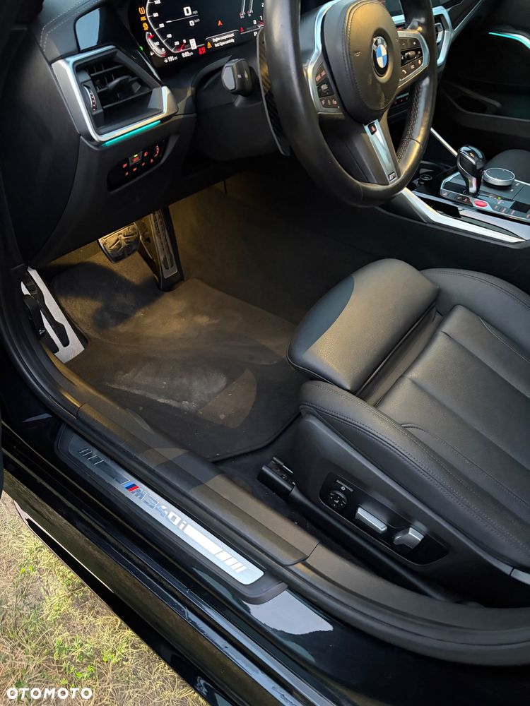 BMW Seria 3 M340i xDrive - 24