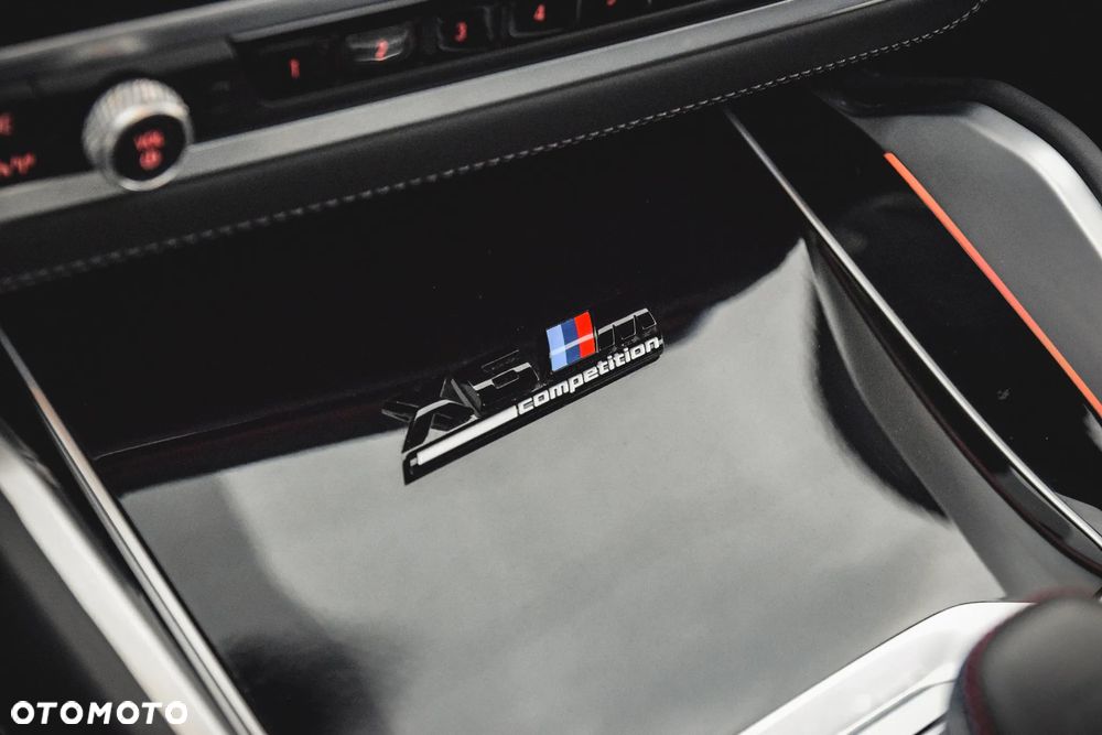 BMW X6M - 32