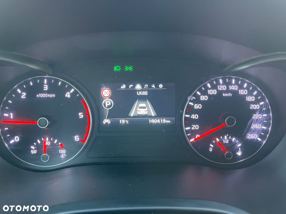 Kia Optima 1.7 CRDI XL DCT - 32