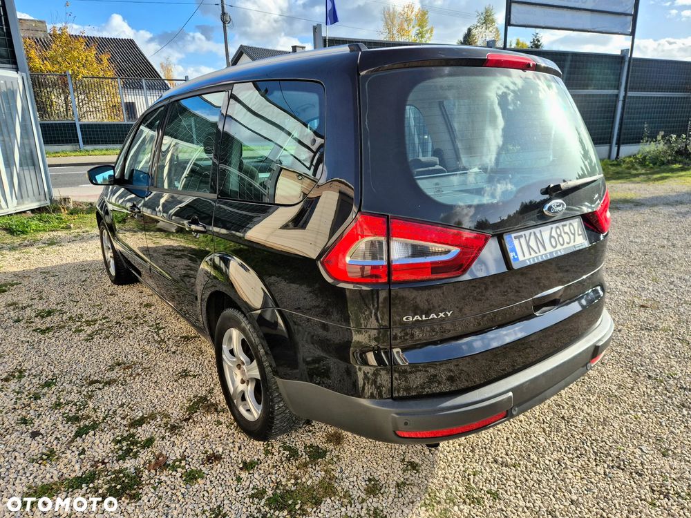 Ford Galaxy 2011 photo 2