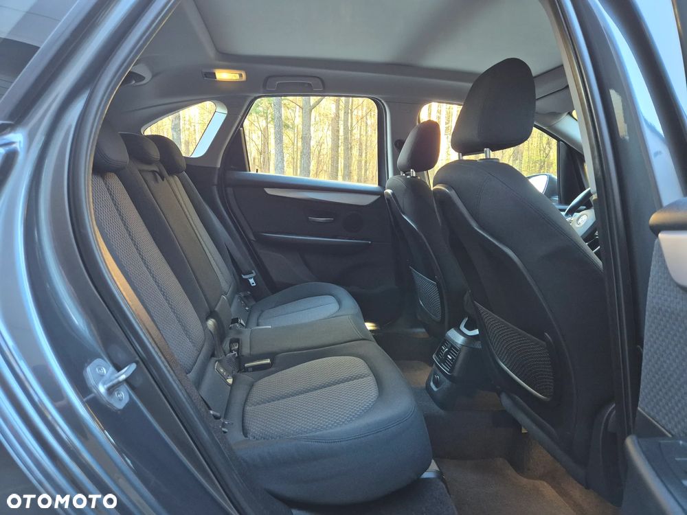 BMW Seria 2 218d Sport-Aut Luxury Line - 21