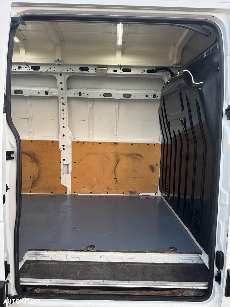 Renault Master XXL 2019 - 14