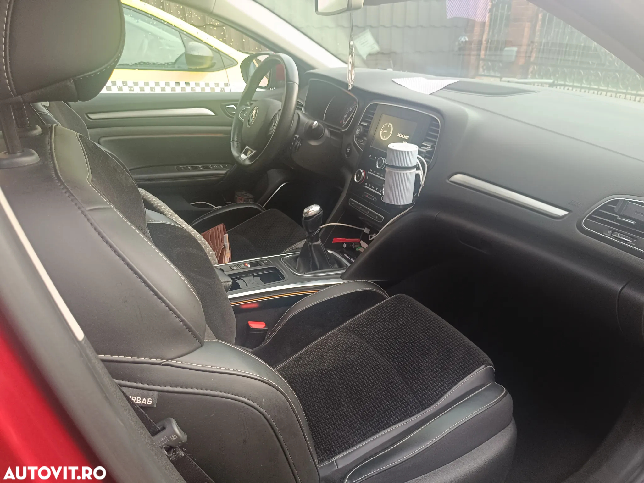 Renault Megane TCe GPF Intens - 32
