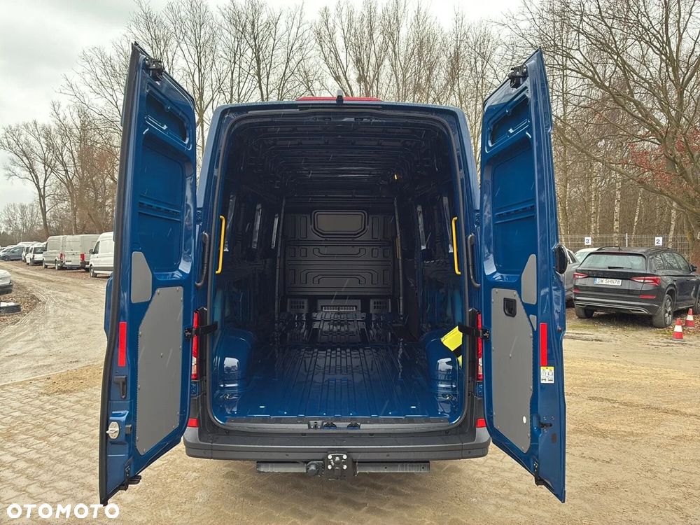 Volkswagen Crafter 35 Furgon L4H3, 2.0BiTDI 177KM, 4490mm, Wysoki dach - 10