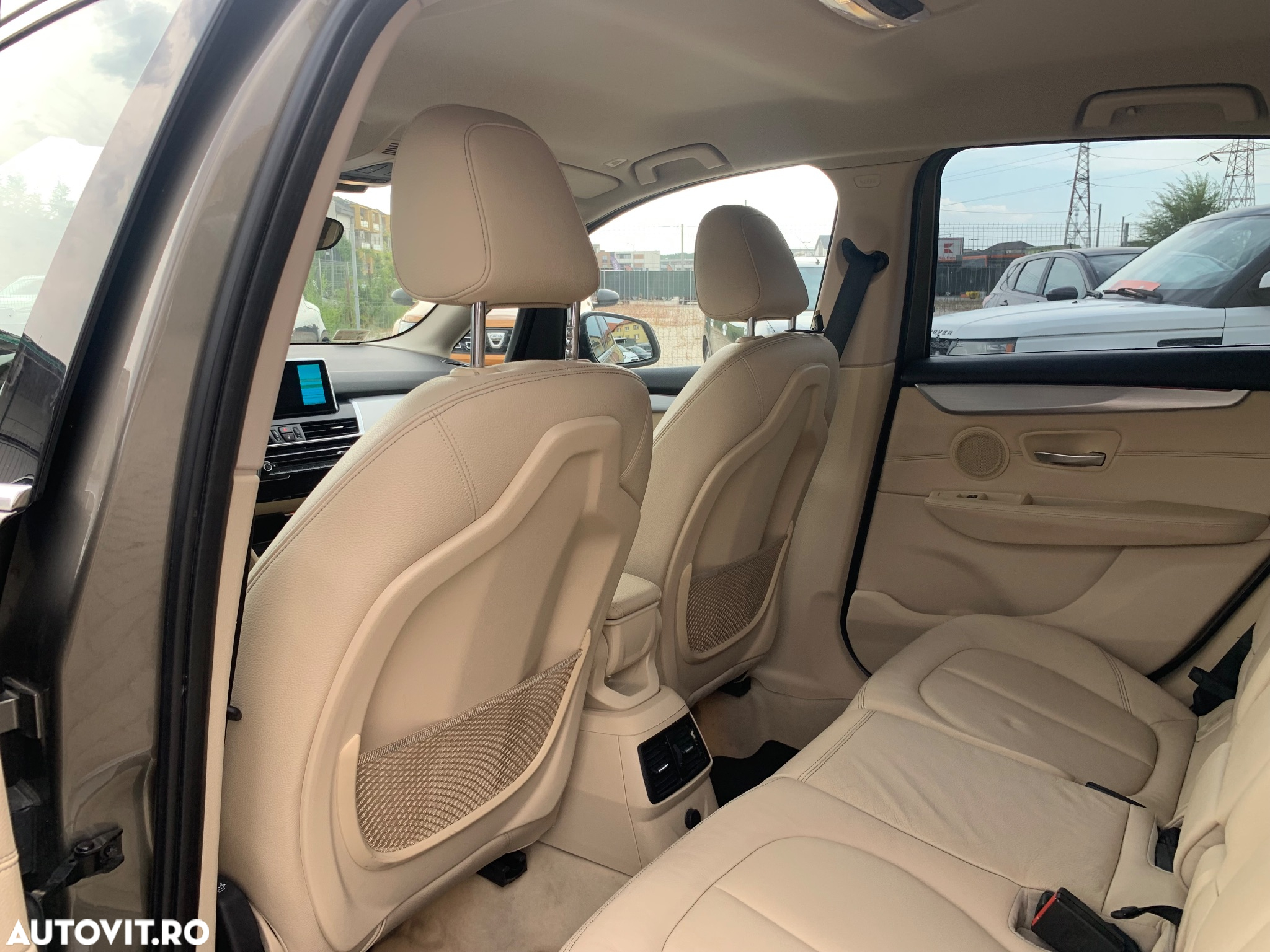 BMW Seria 2 218d Active Tourer Aut. Luxury Line - 36