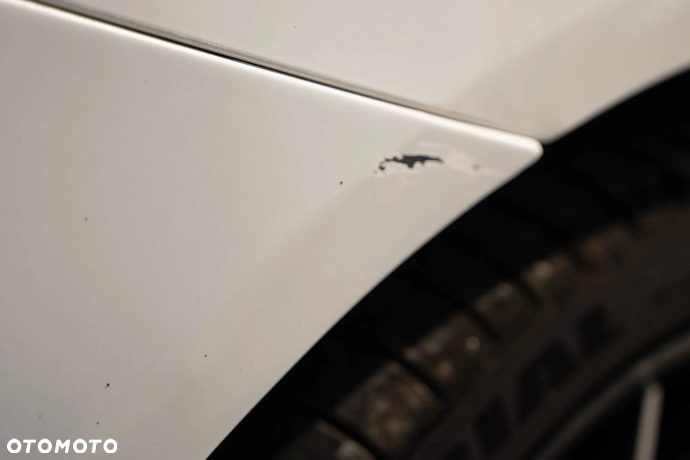 BMW Seria 5 535i xDrive Sport-Aut - 21