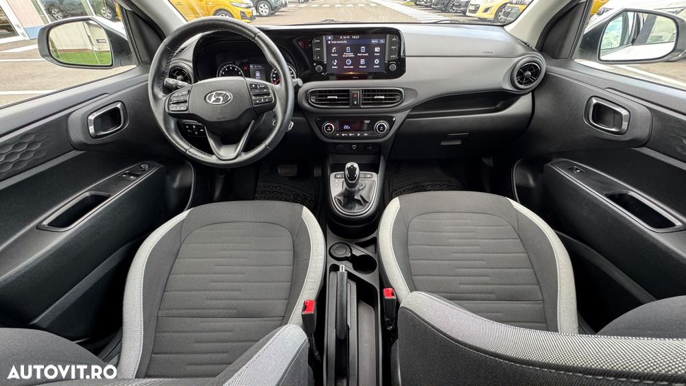 Hyundai i10 1.2 l 84 CP AMT Highway - 7
