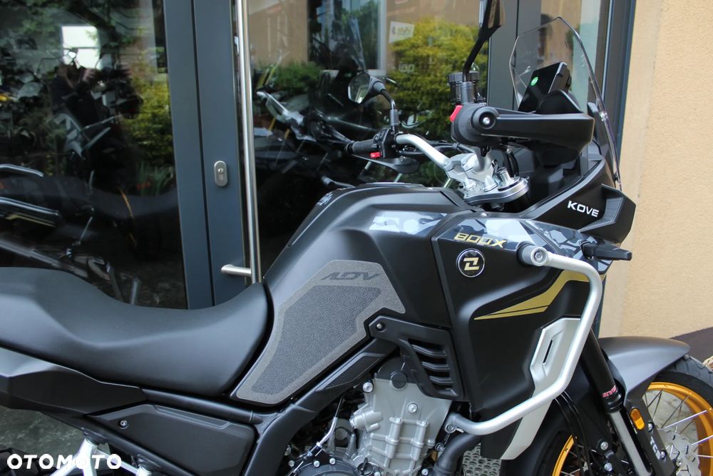 KOVE 800X Touring - 9