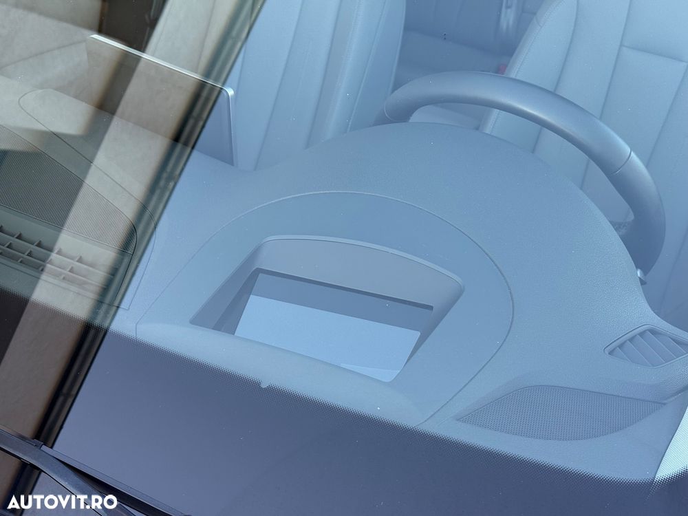 Audi A4 2.0 TDI S tronic quattro design - 12