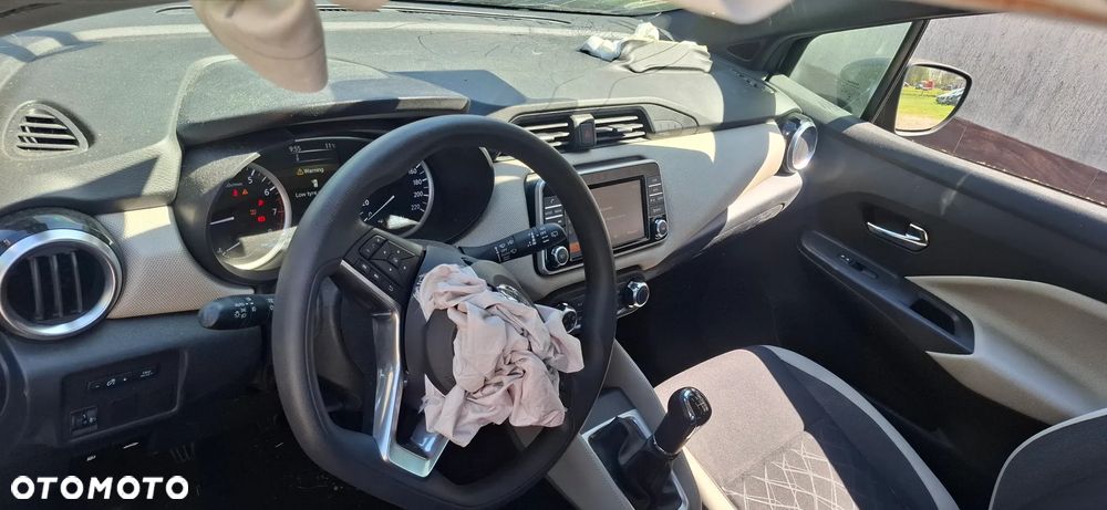 Nissan Micra 1.0 Visia Plus - 15