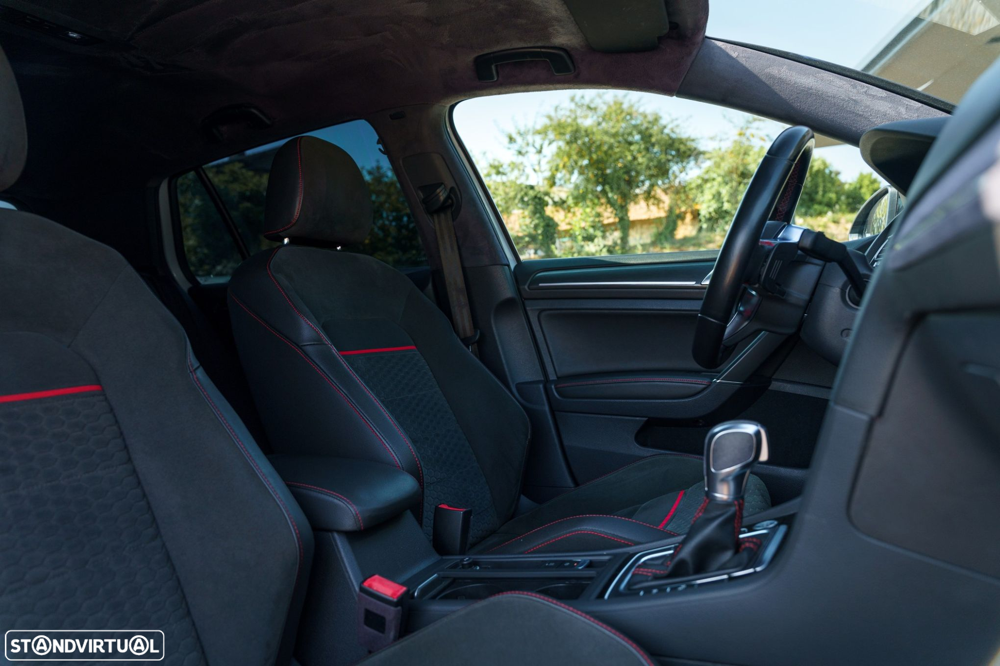 VW Golf 2.0 TSI GTI DSG Performance - 26