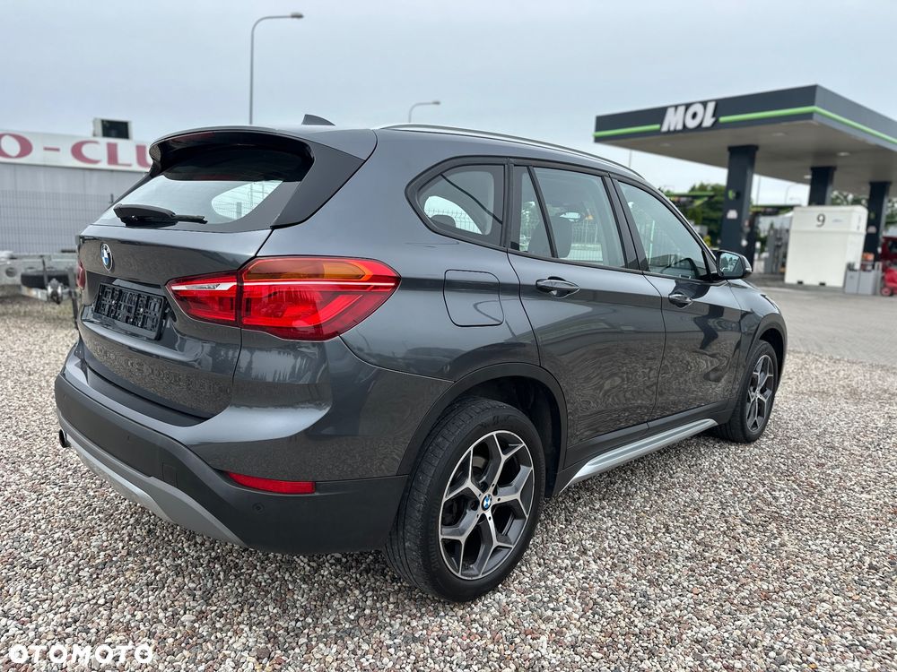 BMW X1 sDrive18d Sport Line - 5