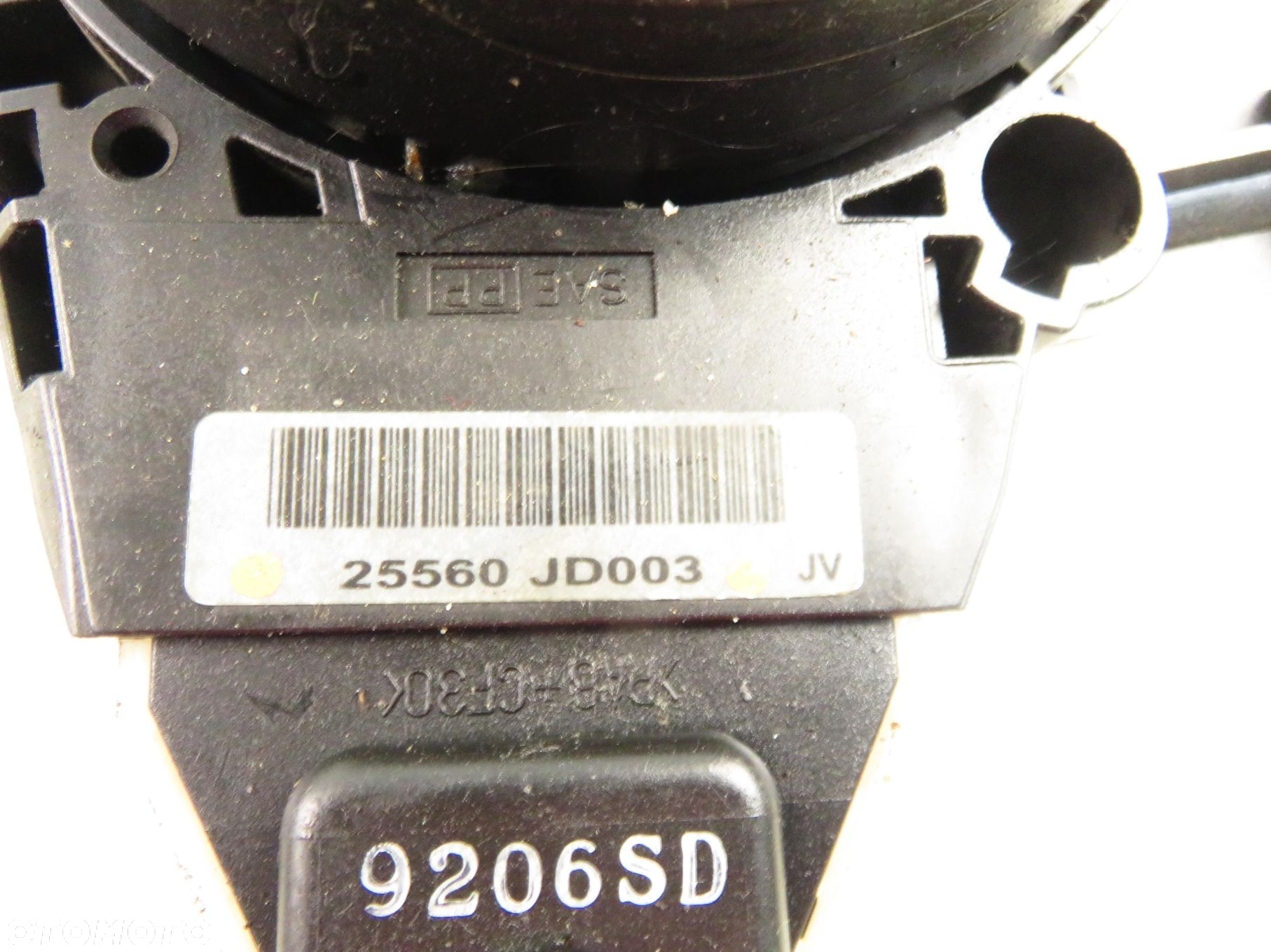 PRZEŁĄCZNIK ZESPOLONY NISSAN QASHQAI I 25560JD003 - 7