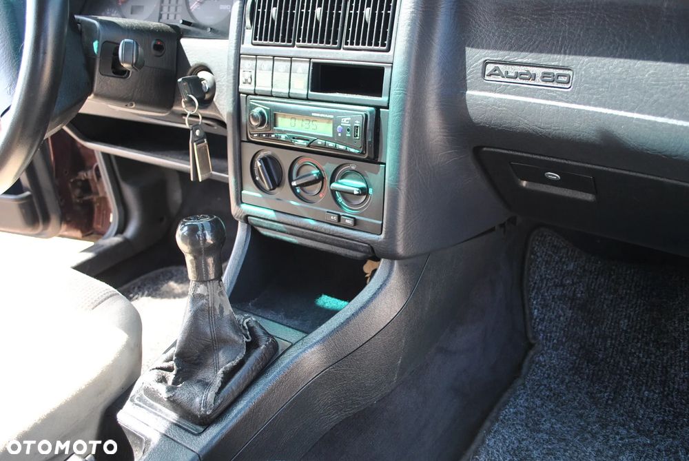 Audi 80 2.0 E - 18