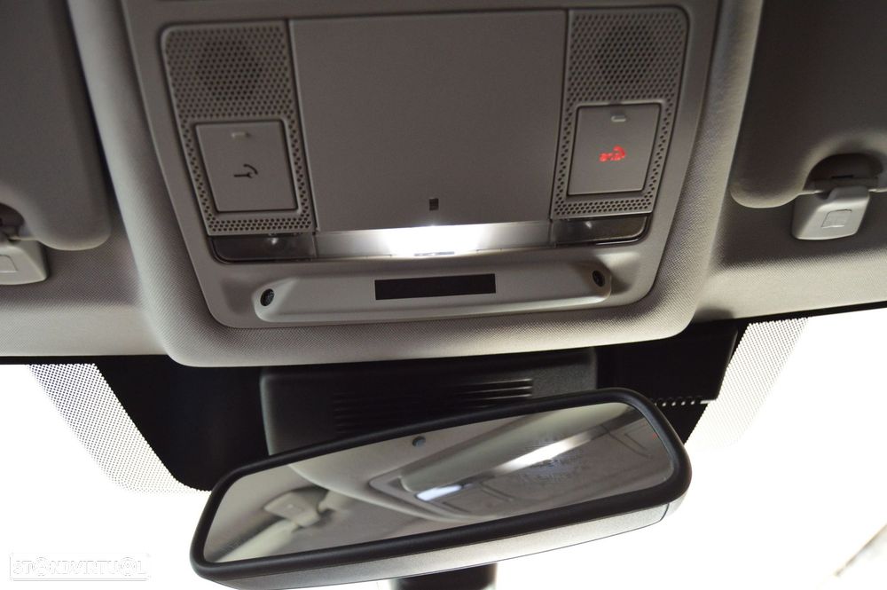 Land Rover Discovery - 35