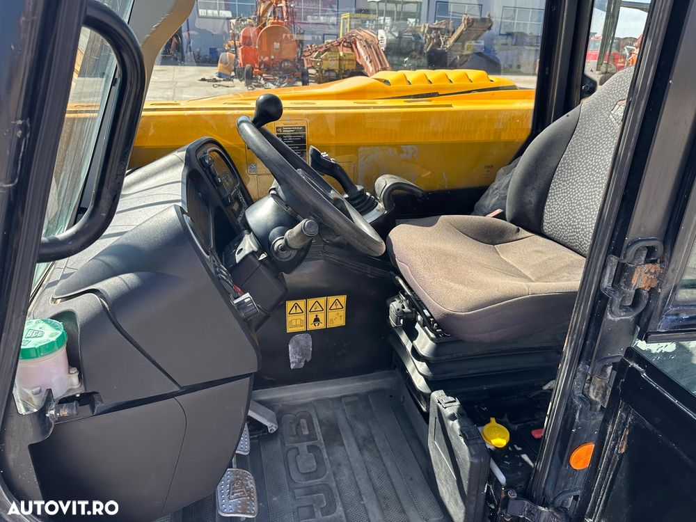 JCB JCB 525-60 T5 - 8