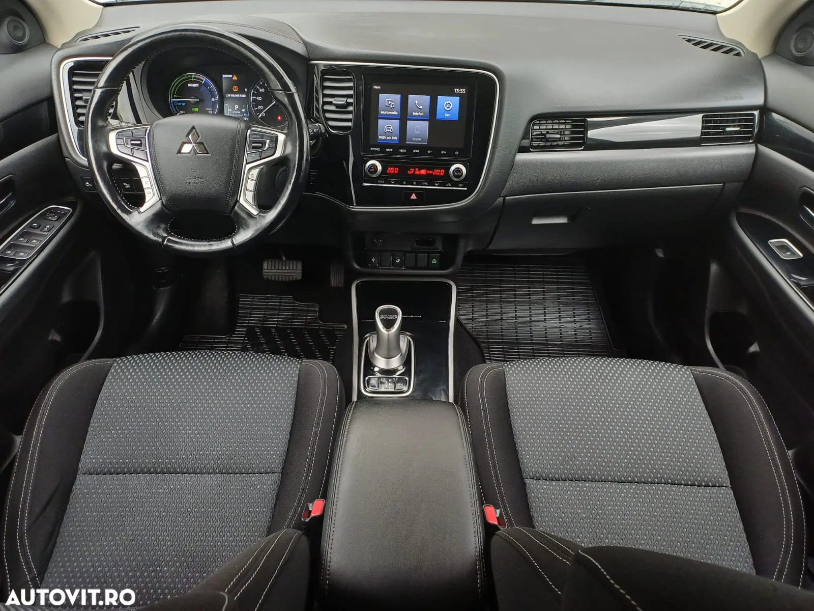 Mitsubishi Outlander 2.4 4WD Plug-In Hybrid - 16