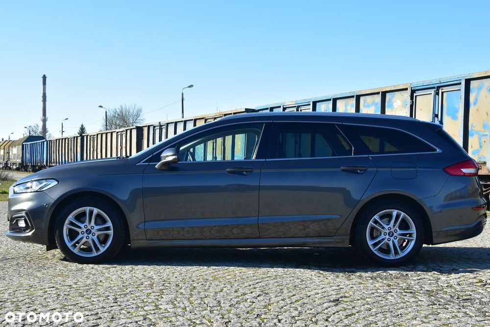 Ford Mondeo 2.0 EcoBlue Titanium - 36