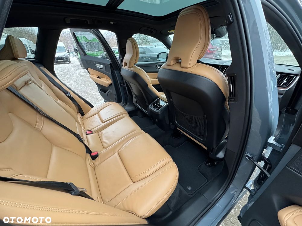 Volvo XC 60 B5 B Inscription - 14