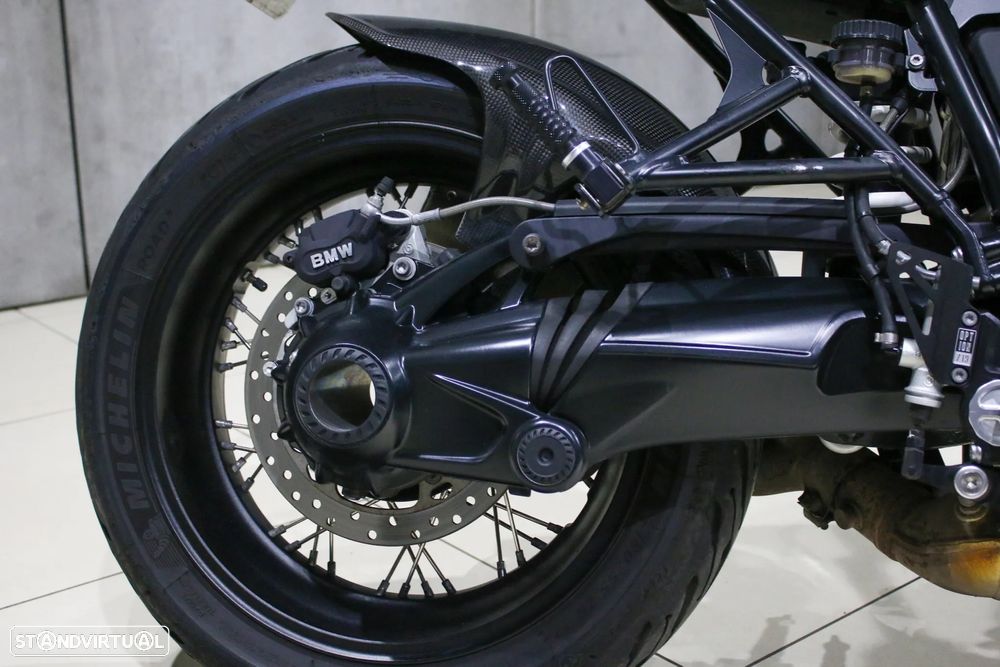 BMW R nineT - 13