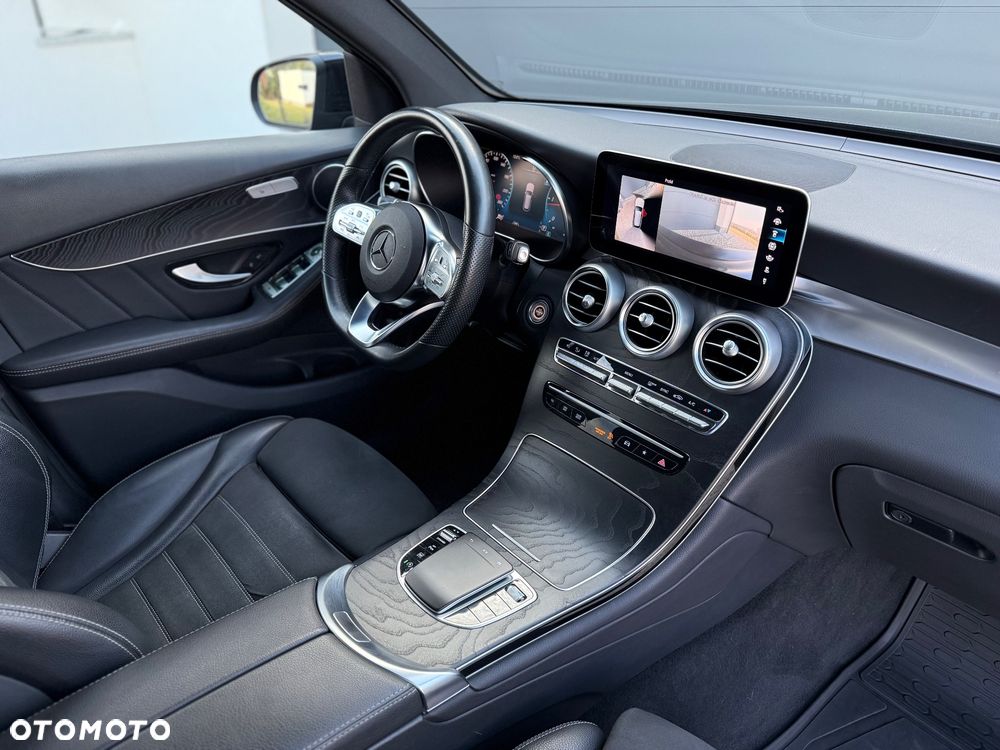 Mercedes-Benz GLC - 19