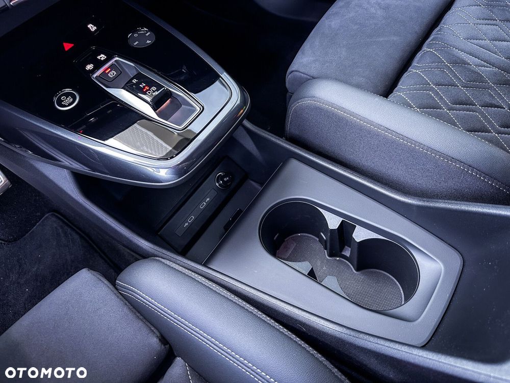 Audi Q4 e-tron - 20