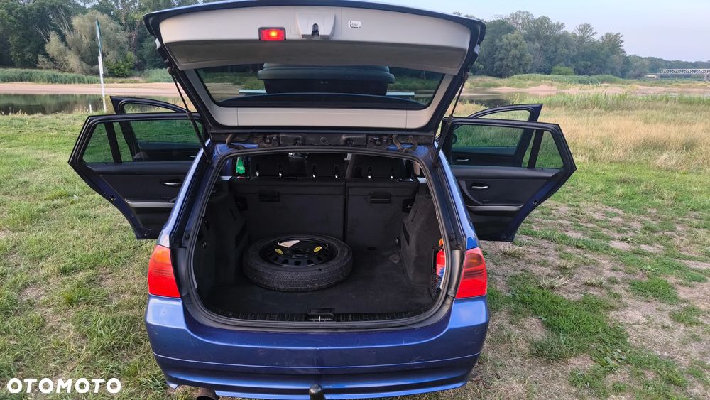 BMW Seria 3 - 11