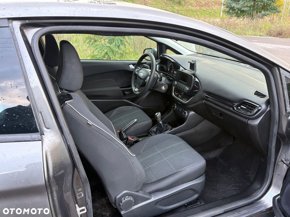 Ford Fiesta 1.1 TREND - 12