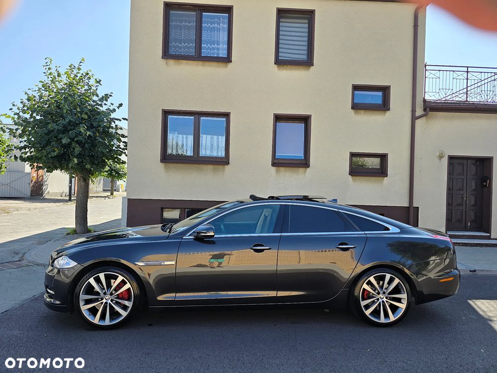 Jaguar XJ 3.0 D V6 Premium Luxury - 18