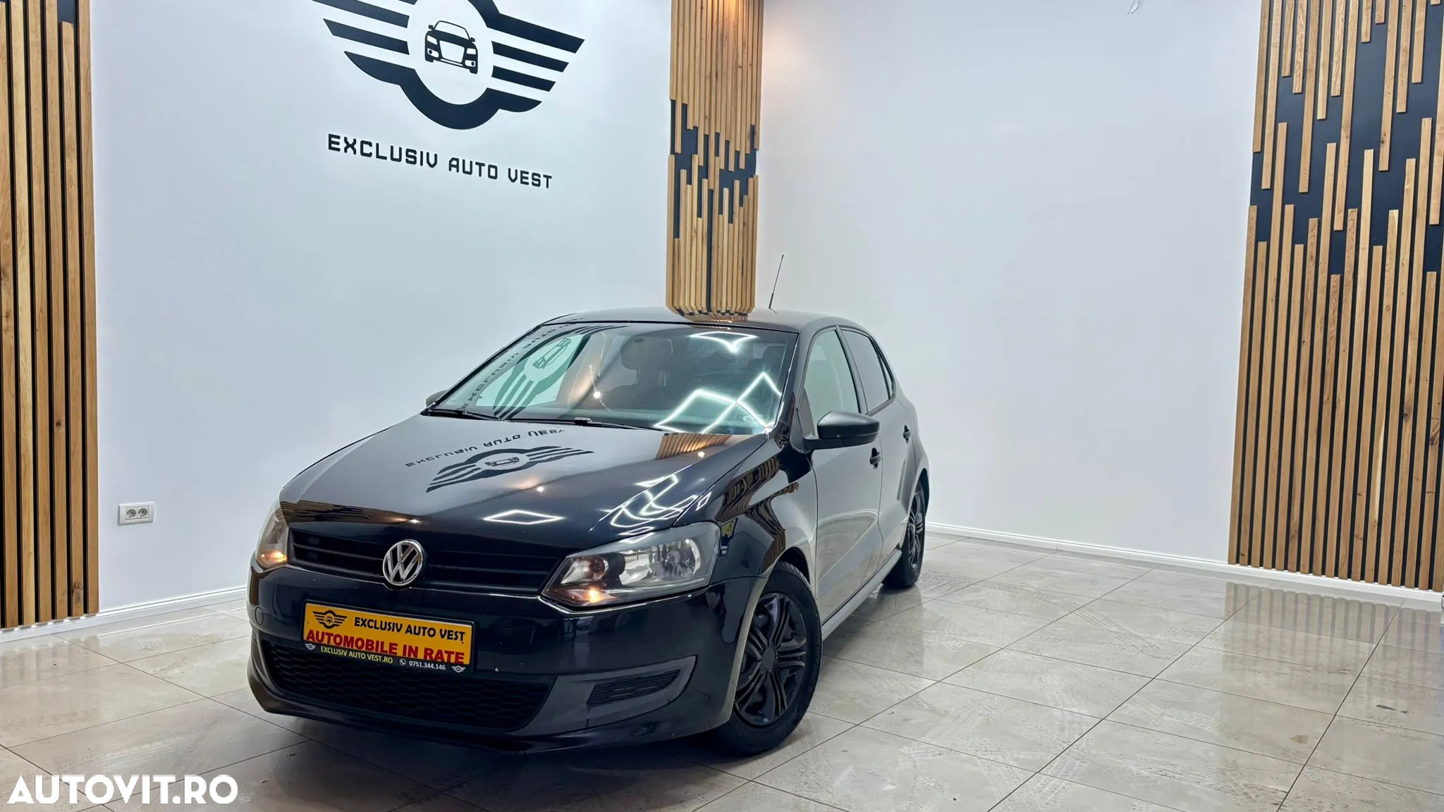Volkswagen Polo - 2