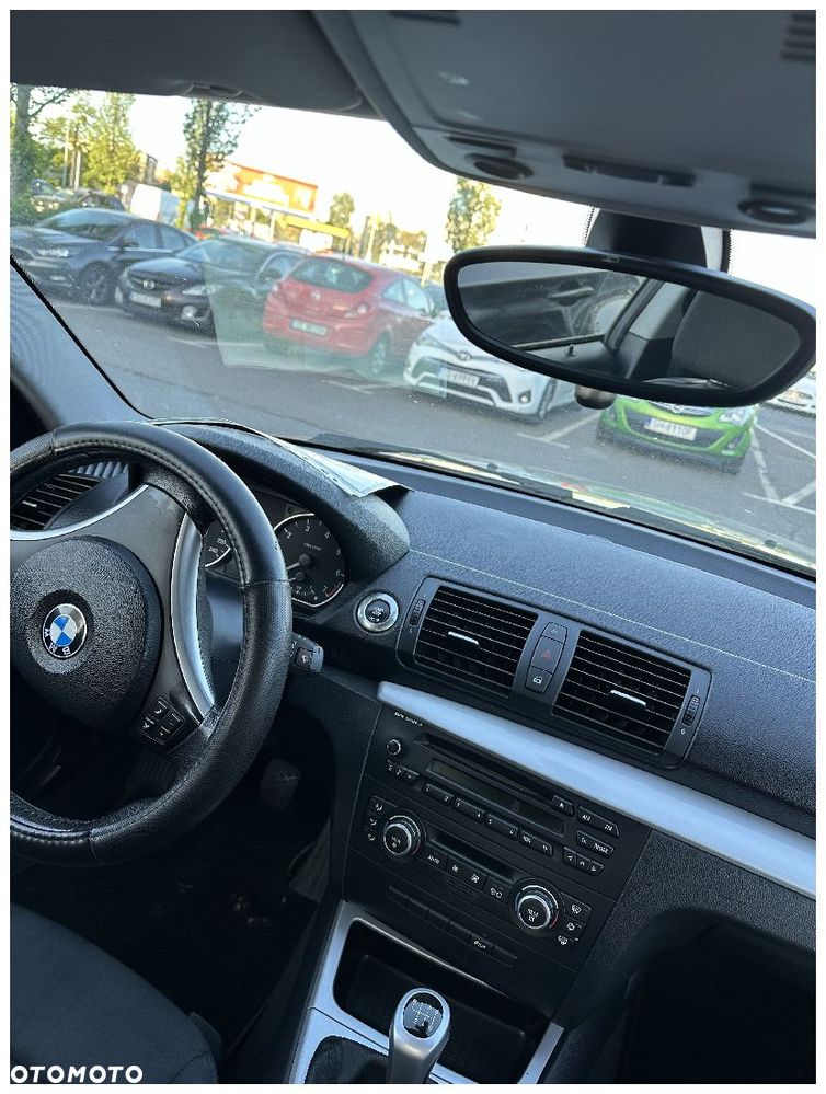 BMW Seria 1 116i - 16