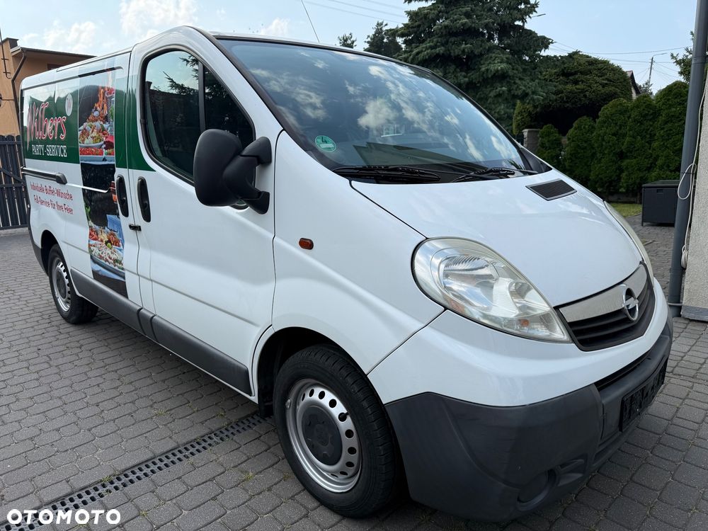 Opel Vivaro - 2