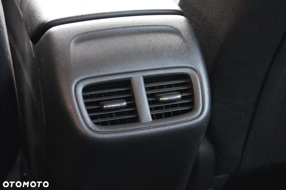 Opel Insignia - 26
