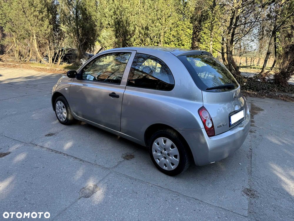 Nissan Micra - 1