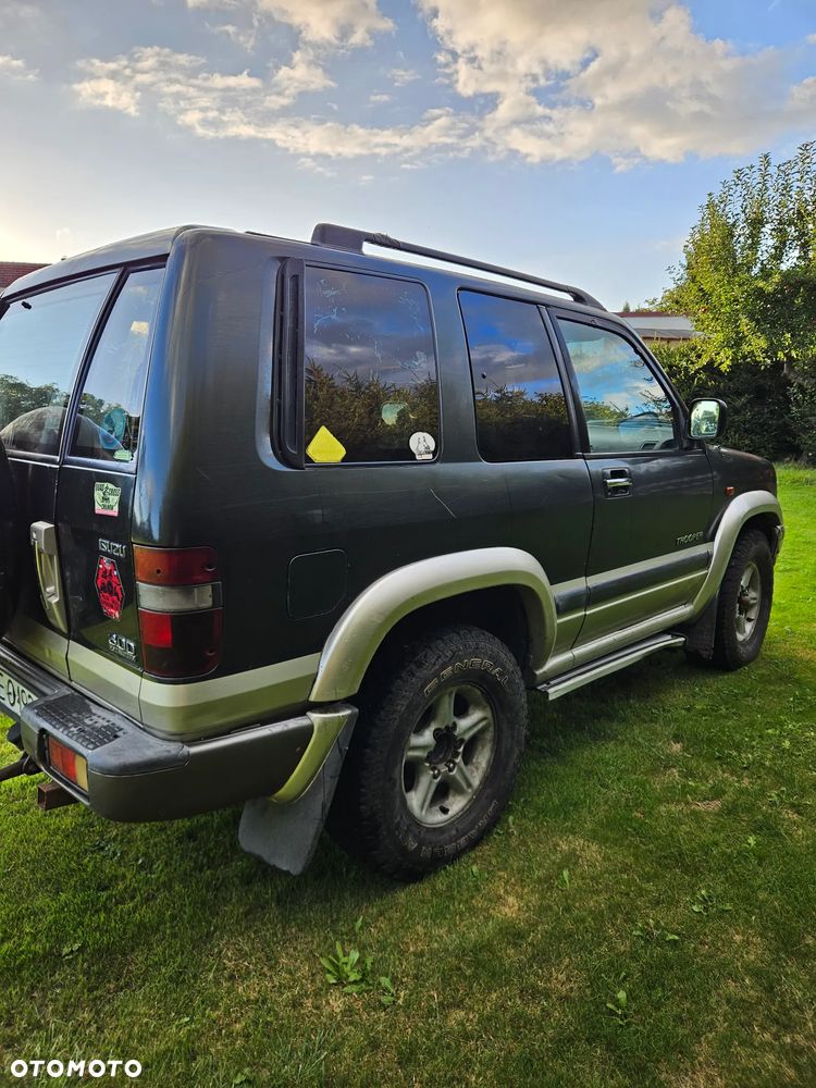 Isuzu Trooper - 10