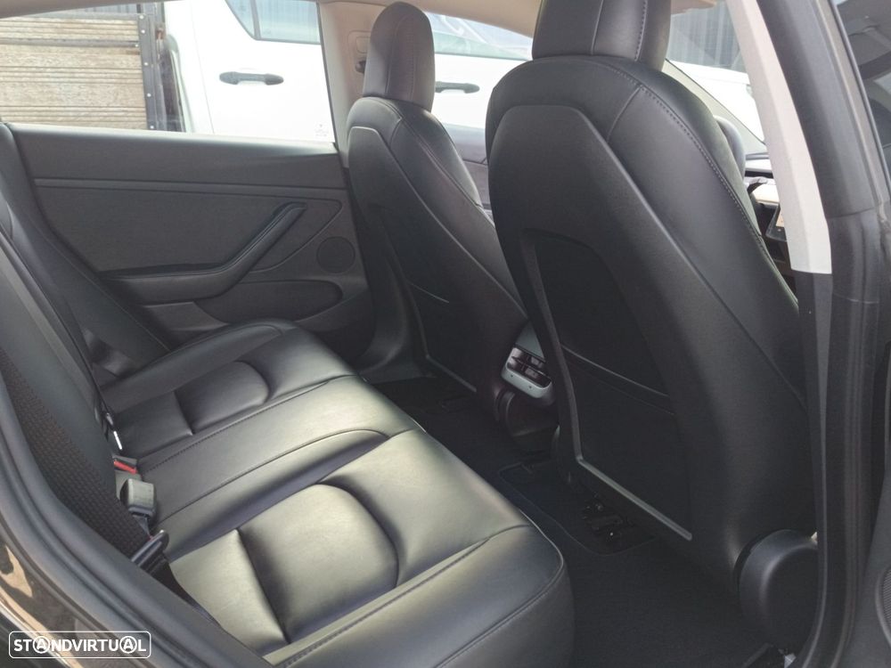 Tesla Model 3 Long Range Tração Integral Premium - 27