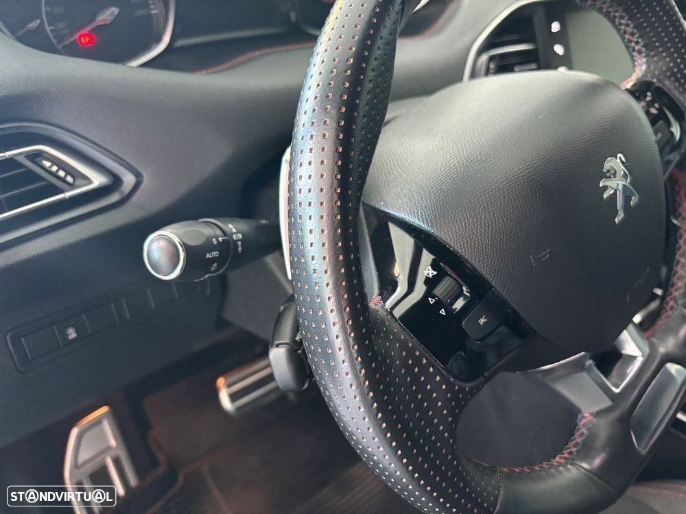 Peugeot 308 1.5 BlueHDi GT Line EAT8 - 15