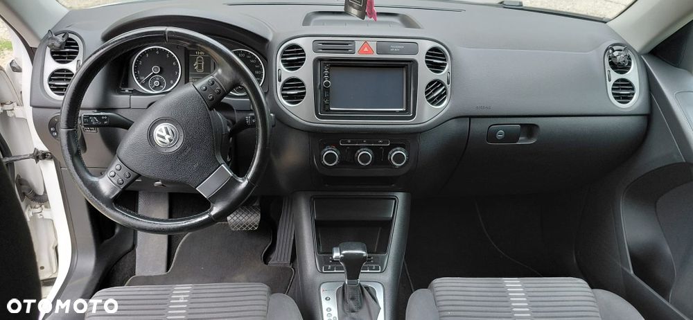 Volkswagen Tiguan - 6