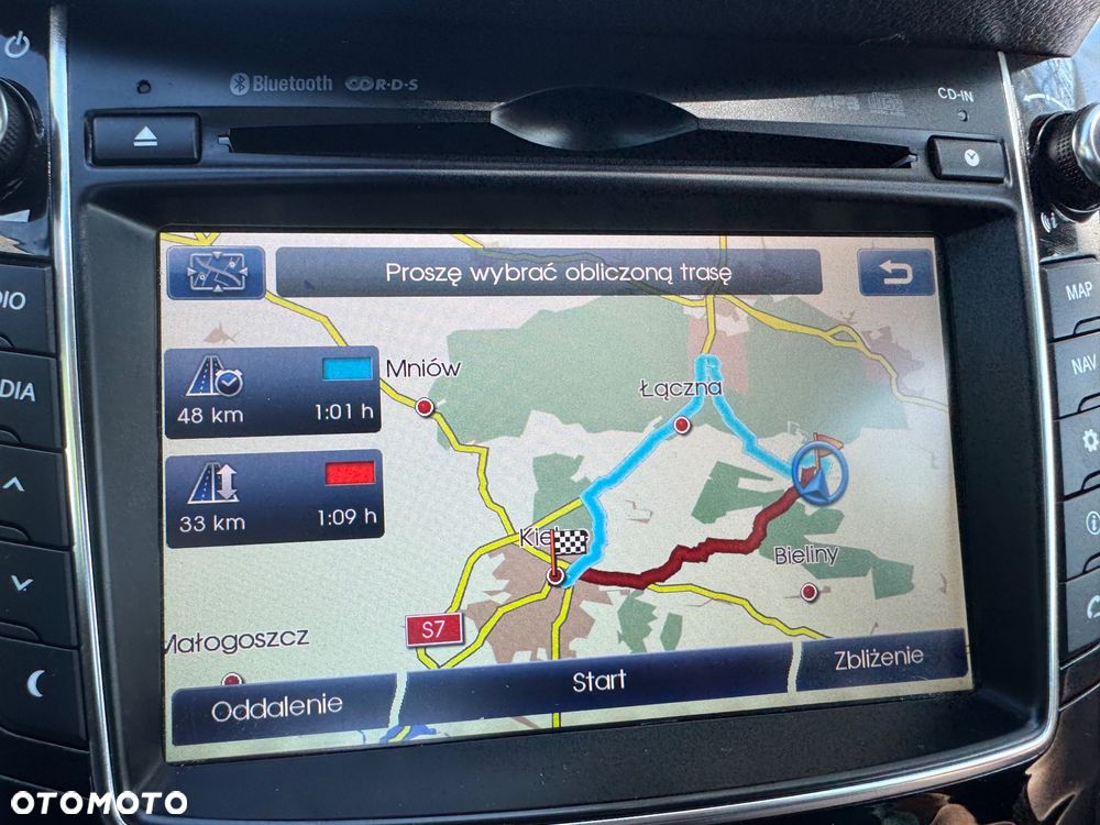 Hyundai i30 ver-blue-kombi-1-4-classic-navigation - 26