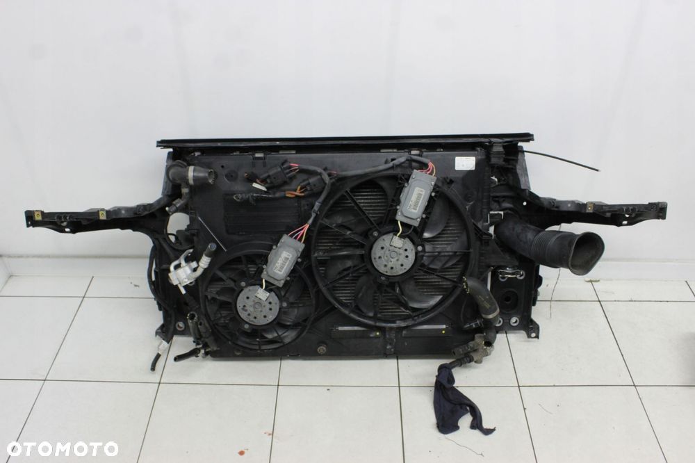 VW TOUAREG I 2.5 D 02R- PAS PRZEDNI CHŁODNICE KOMPLET - 2
